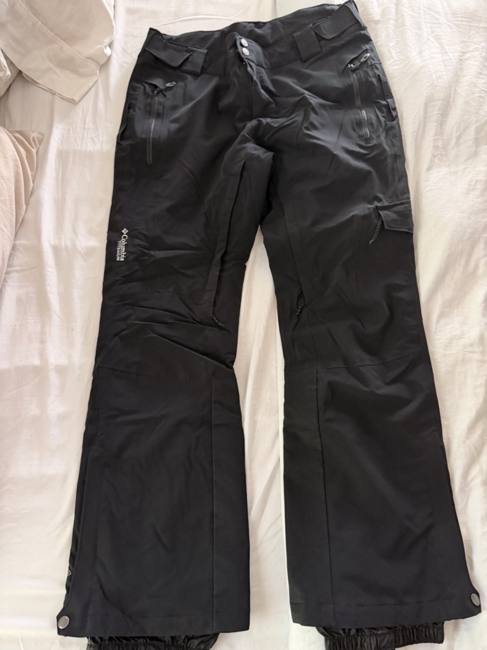 Columbia Titanium Women’s Black Cargo Snow Pants